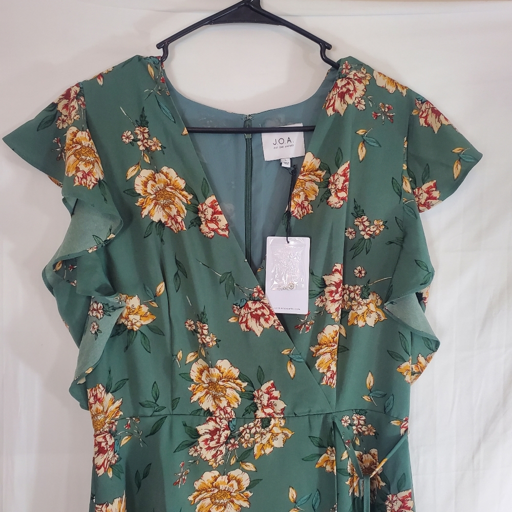 JOA Women's Size Large Green Floral Flutter-Sleeve V-Neck Dress New With Tags - Picture 5 of 6